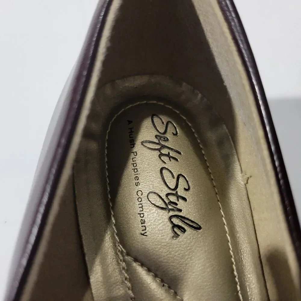 Hush Puppies Soft Style Slip On Dress Shoes Low Block Heels Brown Sz 10 Narrow